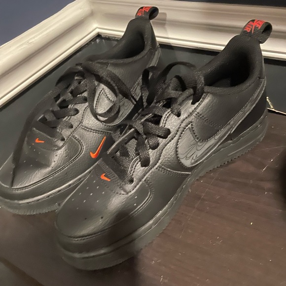 Brand new nice Air Force 1 - Picture 2 of 3